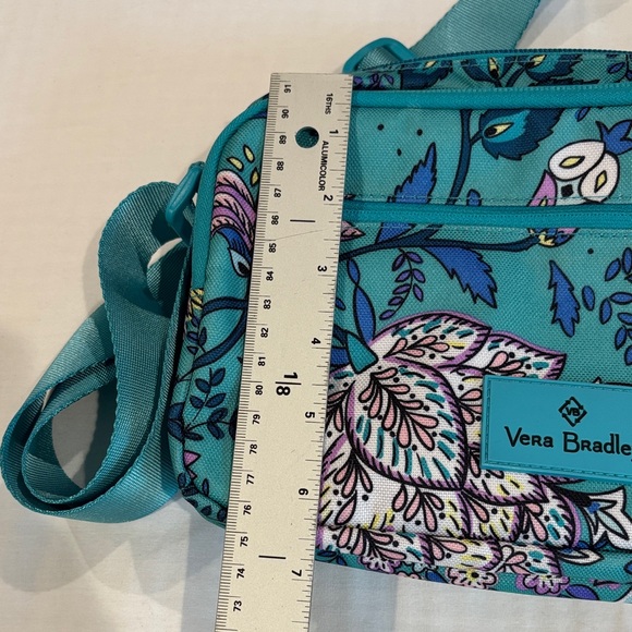 Vera Bradley Peacock Garden pattern Crossbody Bag - Picture 5 of 6